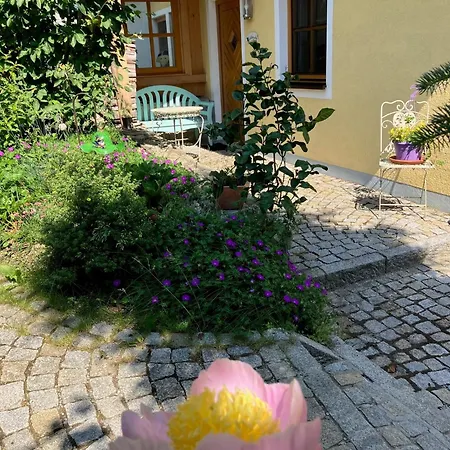Zum Sonnenhügel *